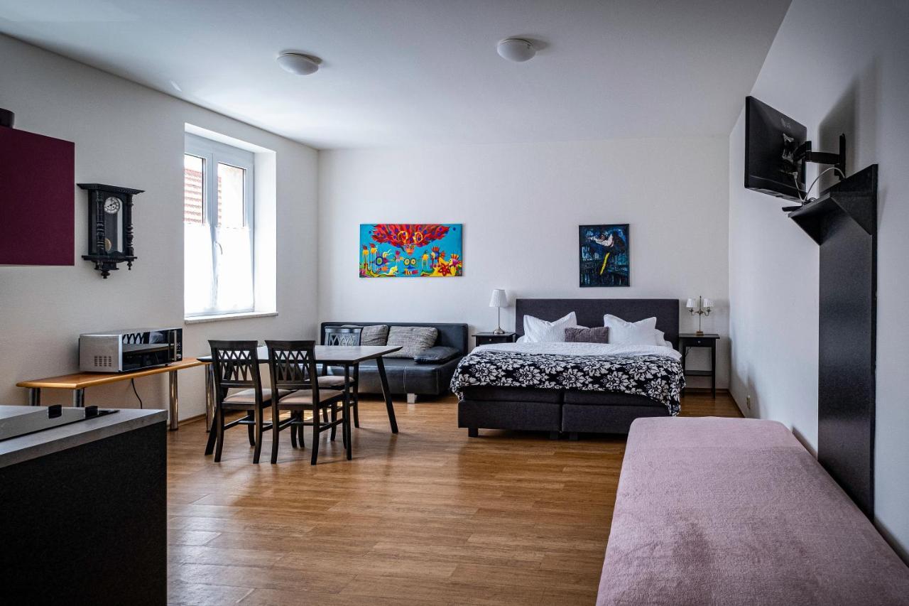 מיקולוב Apartmany Gulliver מראה חיצוני תמונה