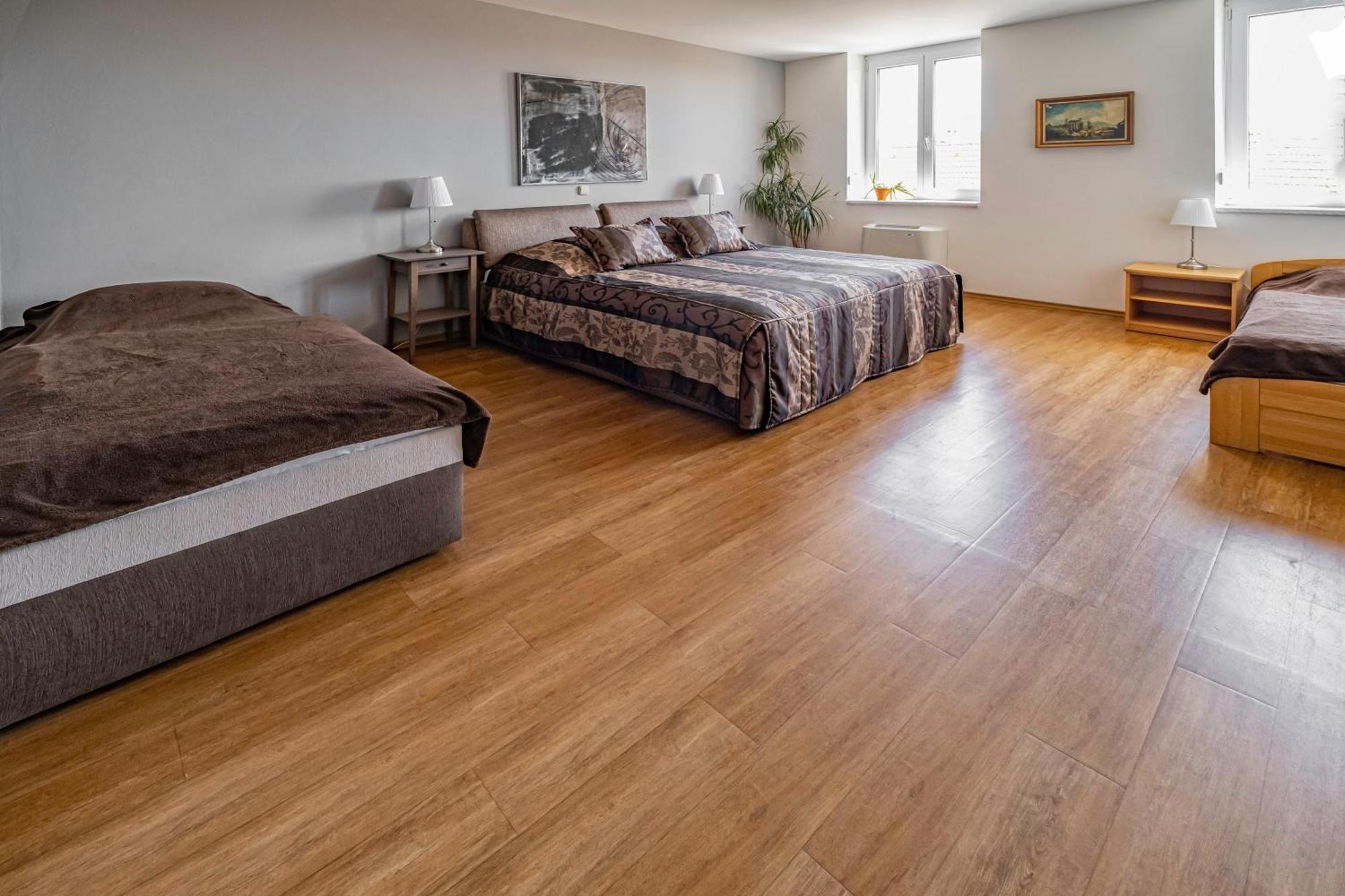 מיקולוב Apartmany Gulliver מראה חיצוני תמונה