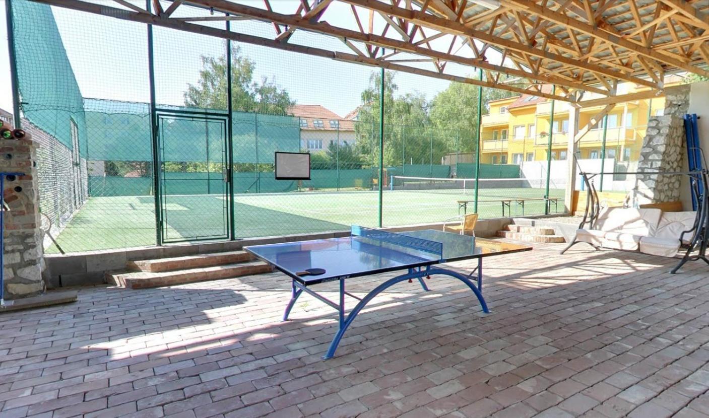 מיקולוב Apartmany Gulliver מראה חיצוני תמונה